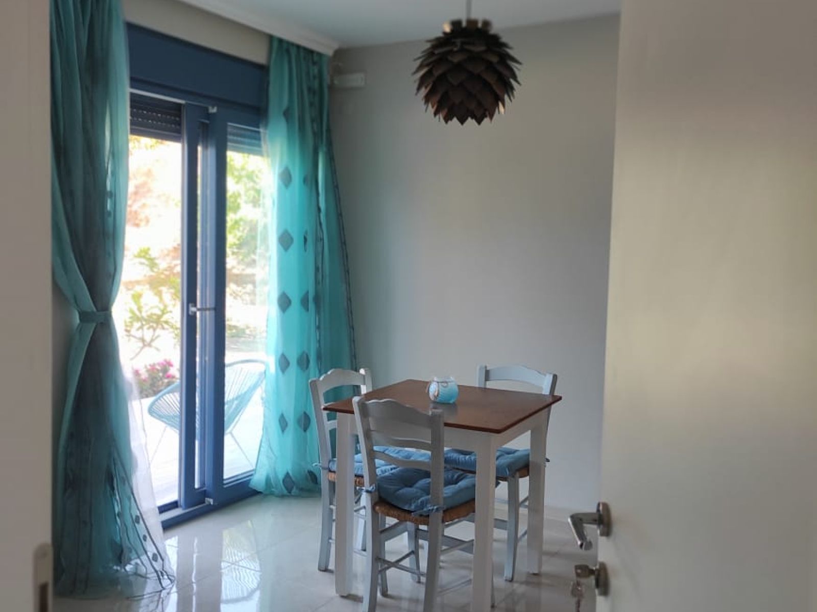 Rooms Lentas Rent